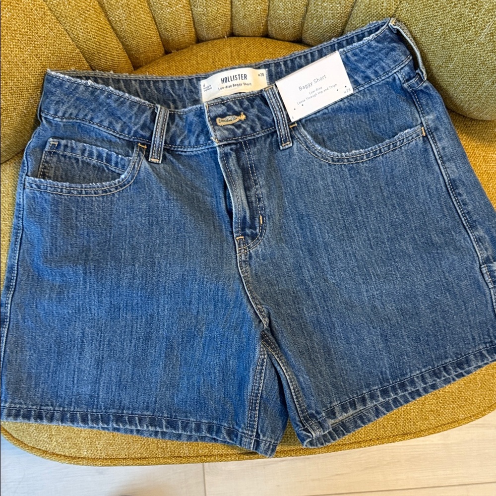 Hollister Women’s Classic loose fit Blue Jean Shorts